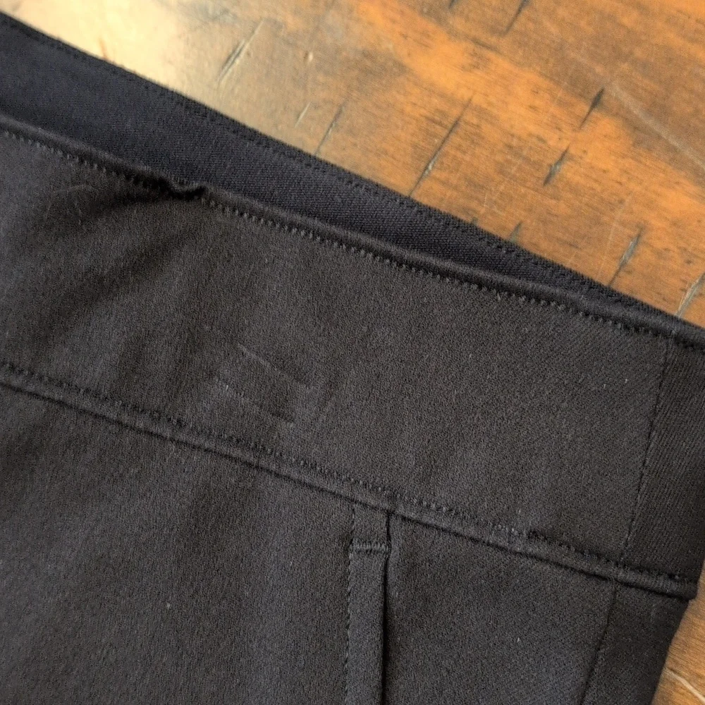 Spanx Ankle Slim Pull On Pants